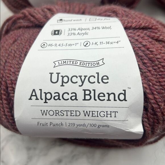 UPCYCLE ALPACA BLEND Worsted Weight Fruit Punch Yarn- 219 yards each lot of 3 - Picture 2 of 3